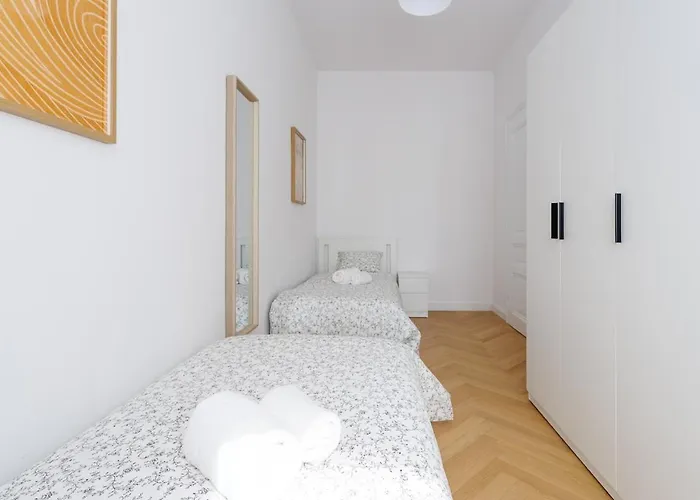 Stylish Near Opera Vienne